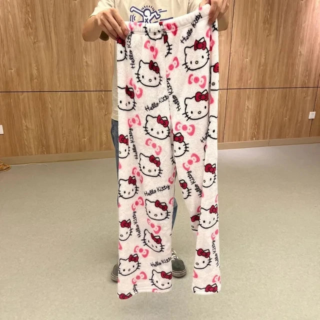 Sanrio Hello Kitty Flannel Pajamas - Comodidad y Estilo en Casa